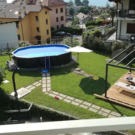 Mari Villa Dervio